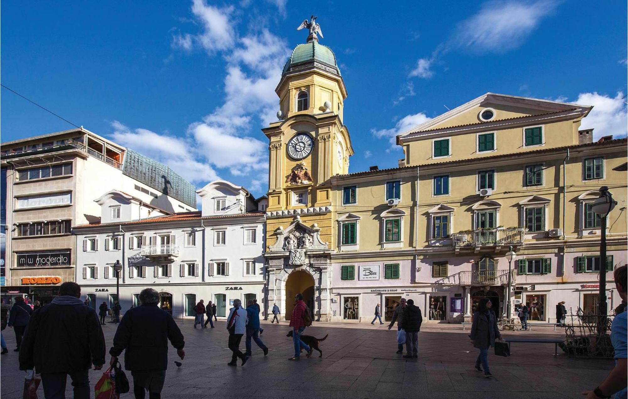 Stunning Apartment In Rijeka With 1 Bedrooms And Wifi Luaran gambar