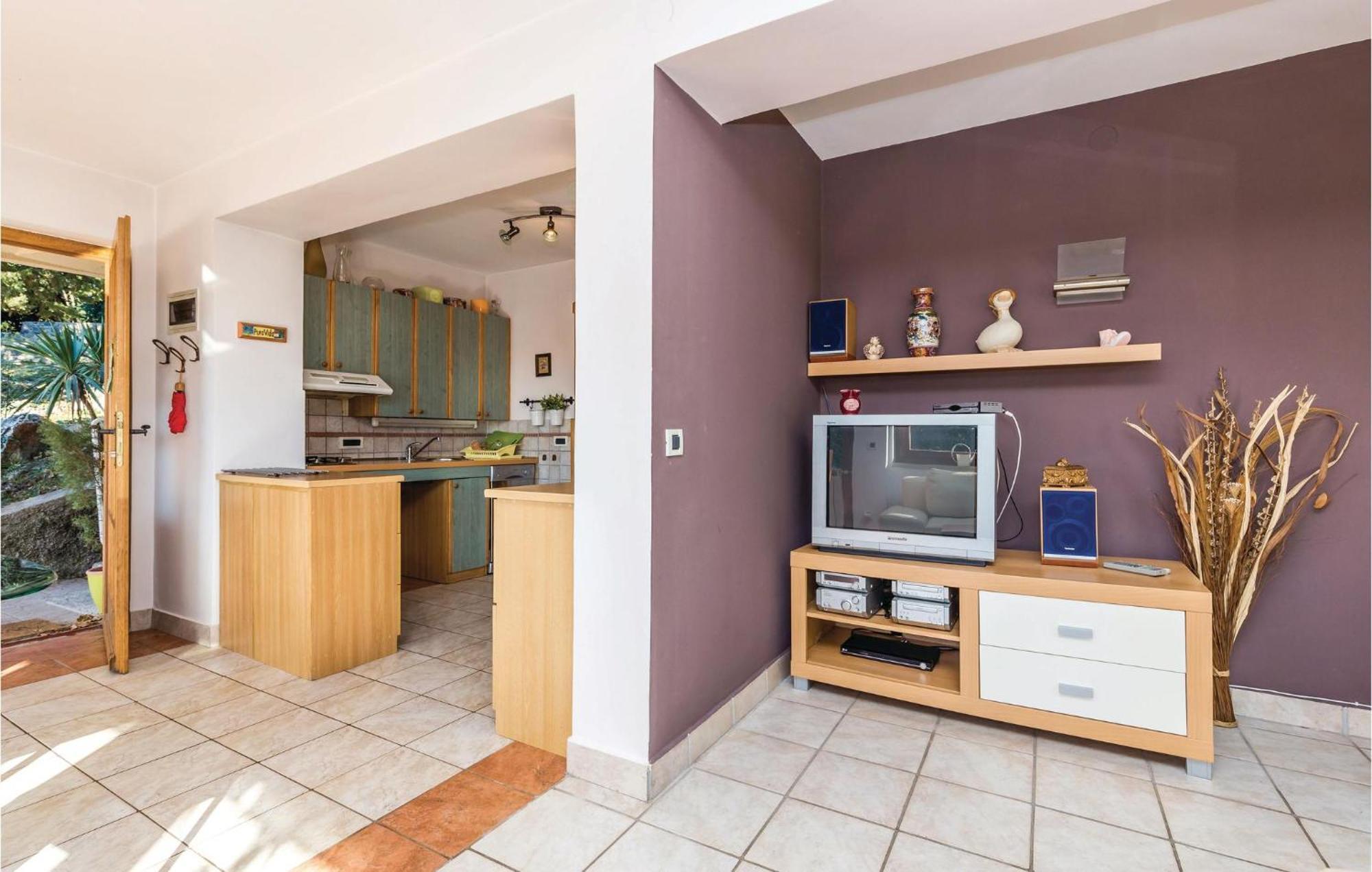 Stunning Apartment In Rijeka With 1 Bedrooms And Wifi Luaran gambar