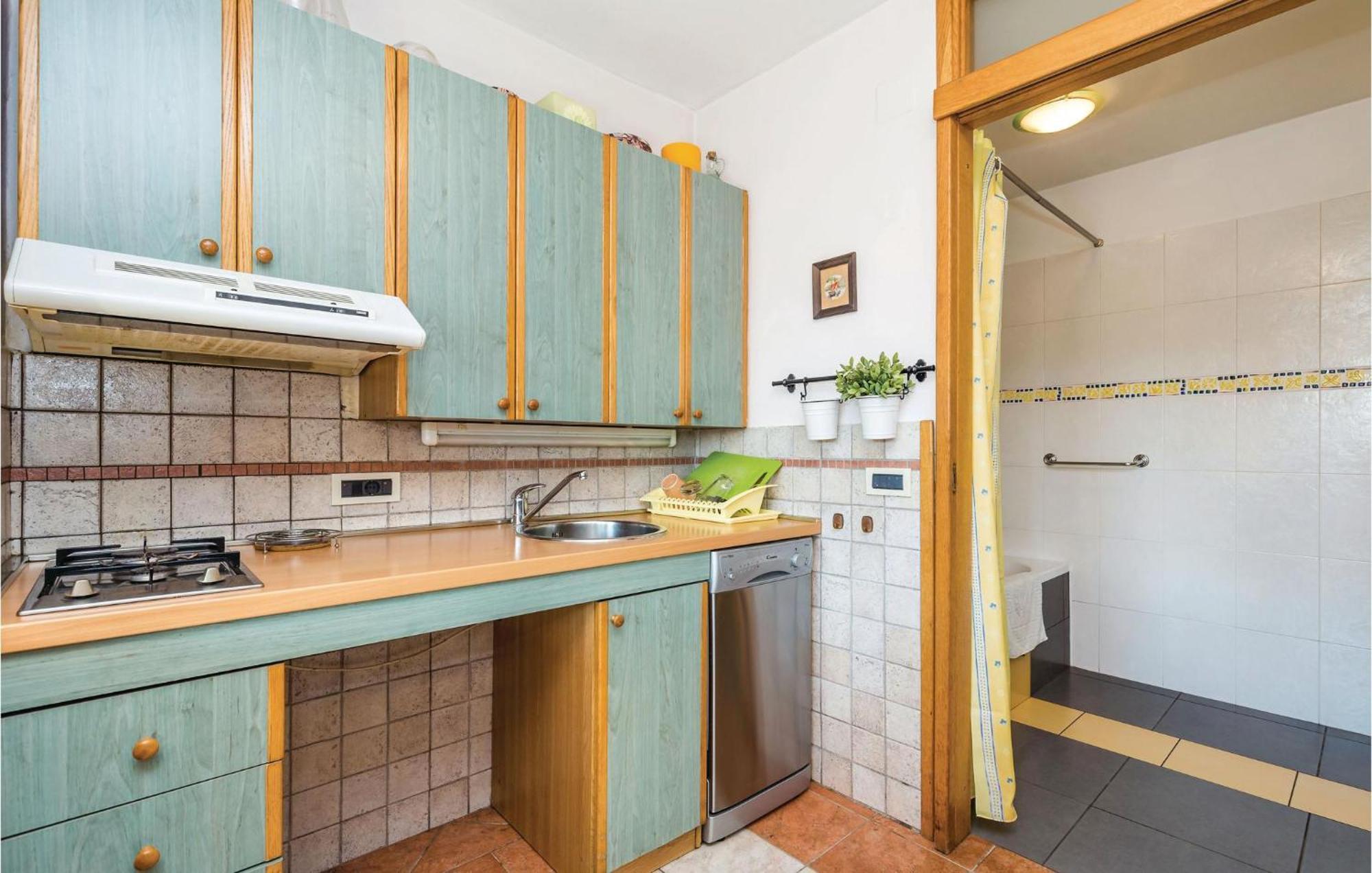 Stunning Apartment In Rijeka With 1 Bedrooms And Wifi Luaran gambar