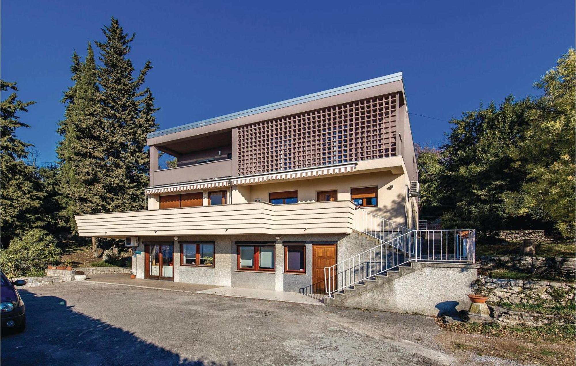 Stunning Apartment In Rijeka With 1 Bedrooms And Wifi Luaran gambar