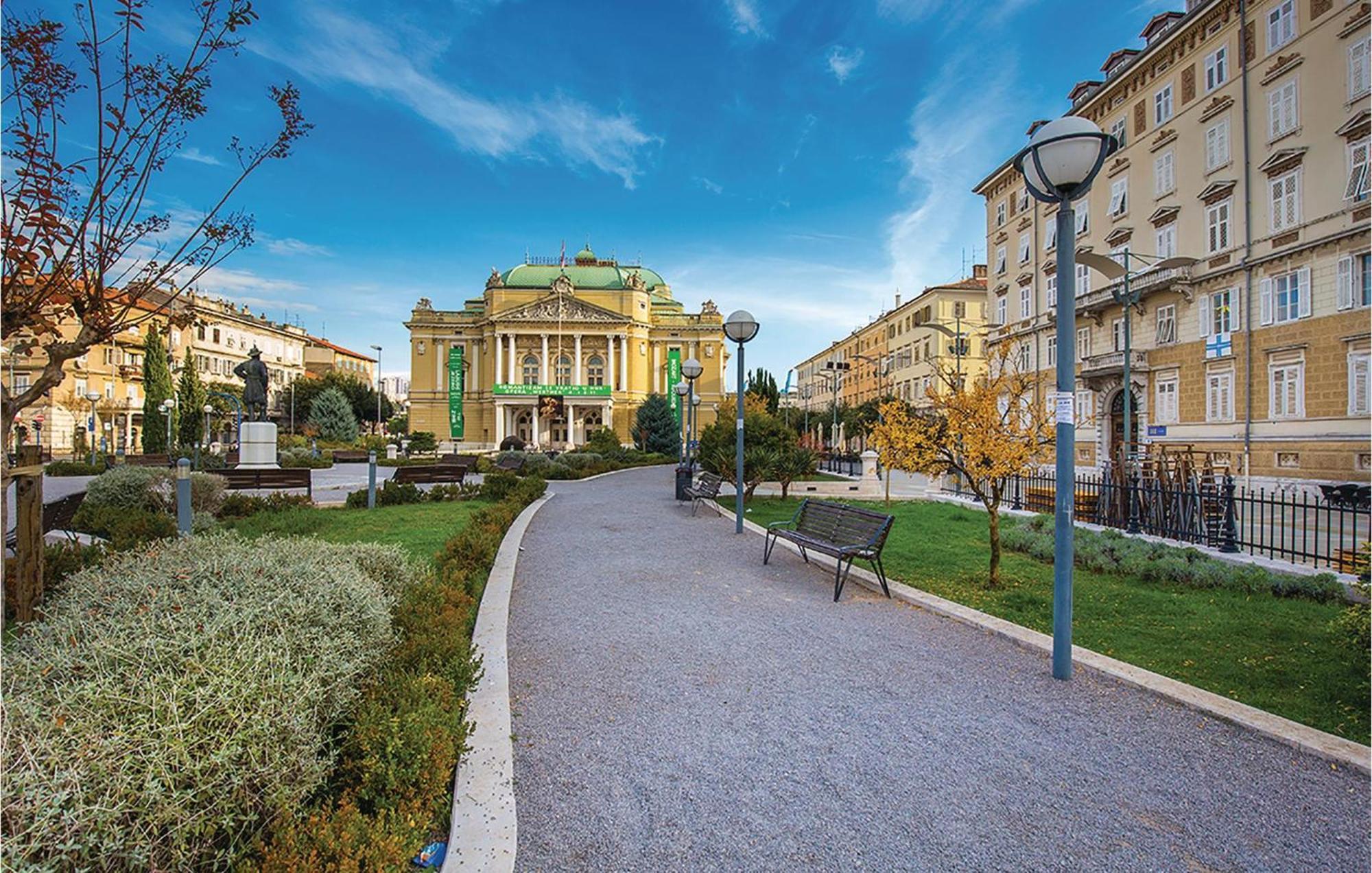 Stunning Apartment In Rijeka With 1 Bedrooms And Wifi Luaran gambar